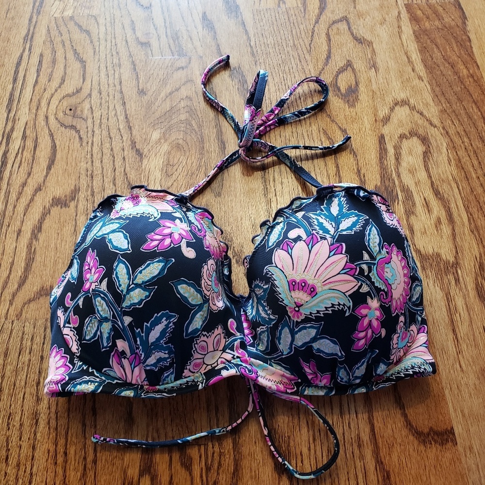 Sexy Floral Bikini Top with Ruffles